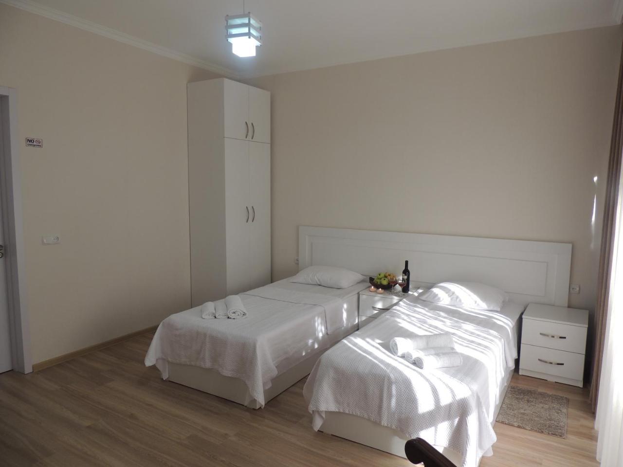 Old Town Bed & Breakfast Gori Exterior foto