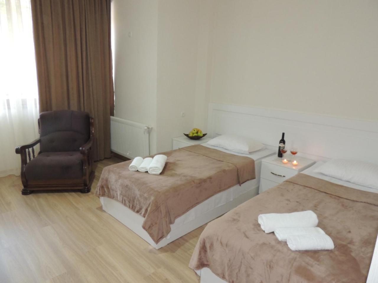 Old Town Bed & Breakfast Gori Exterior foto